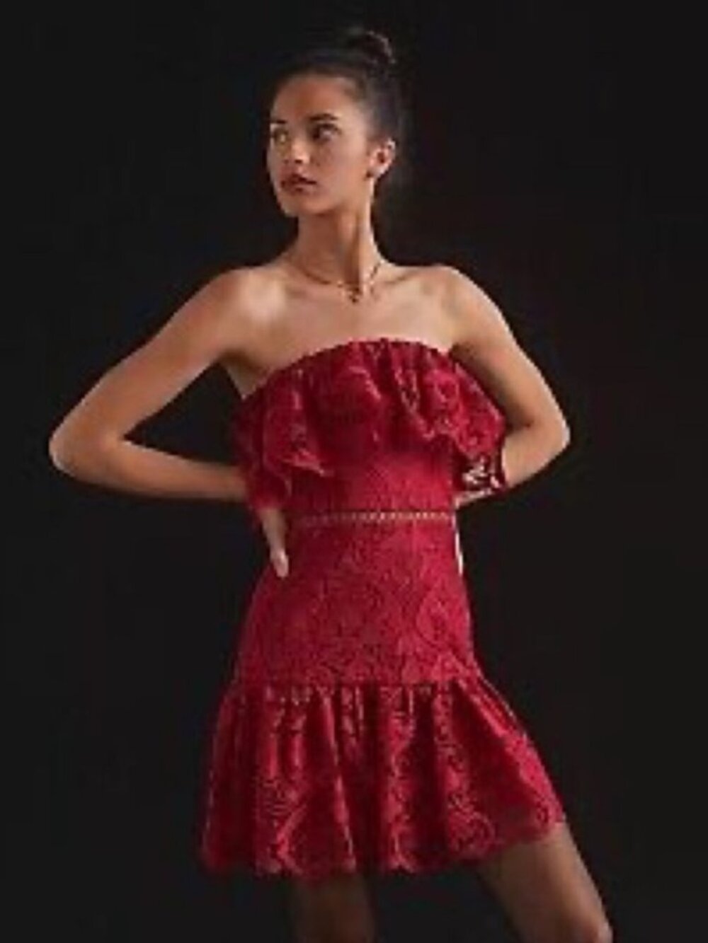 Monique Lhuillier Ruffled Lace Strapless Mini Dress in Red
